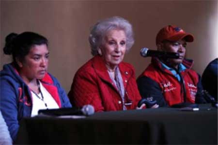 Abuelas de la Plaza de Mayo de Argentina